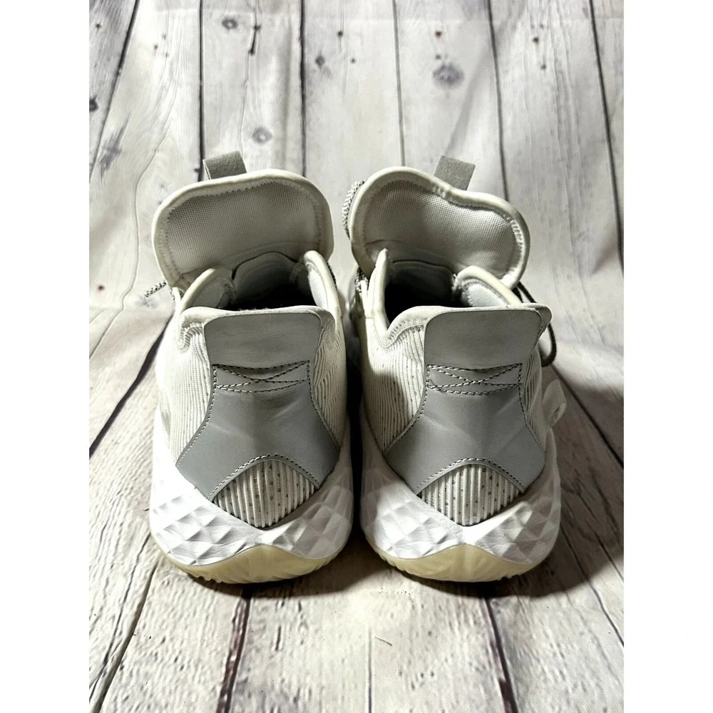 Adidas Pro Boost Low Mens Basketball Shoes White Silver FW9485 Size 12.5